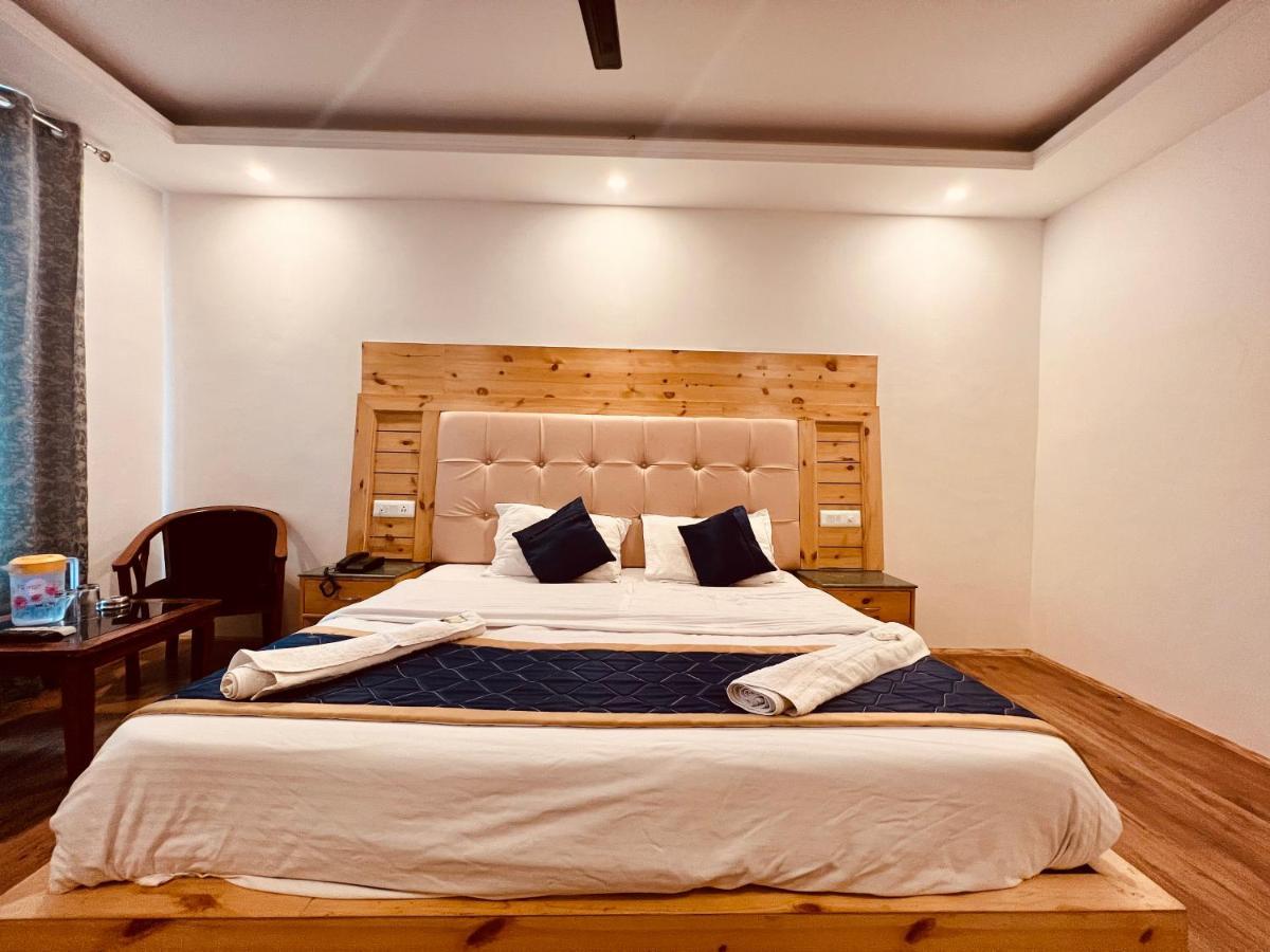 The Radhika - A Luxury Resort In Mountains Manāli Exteriér fotografie
