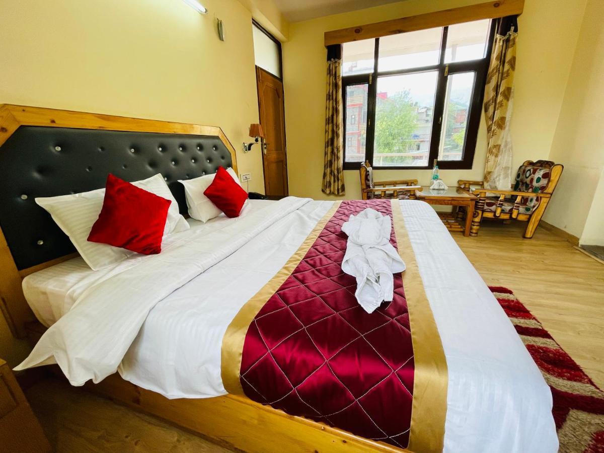The Radhika - A Luxury Resort In Mountains Manāli Exteriér fotografie